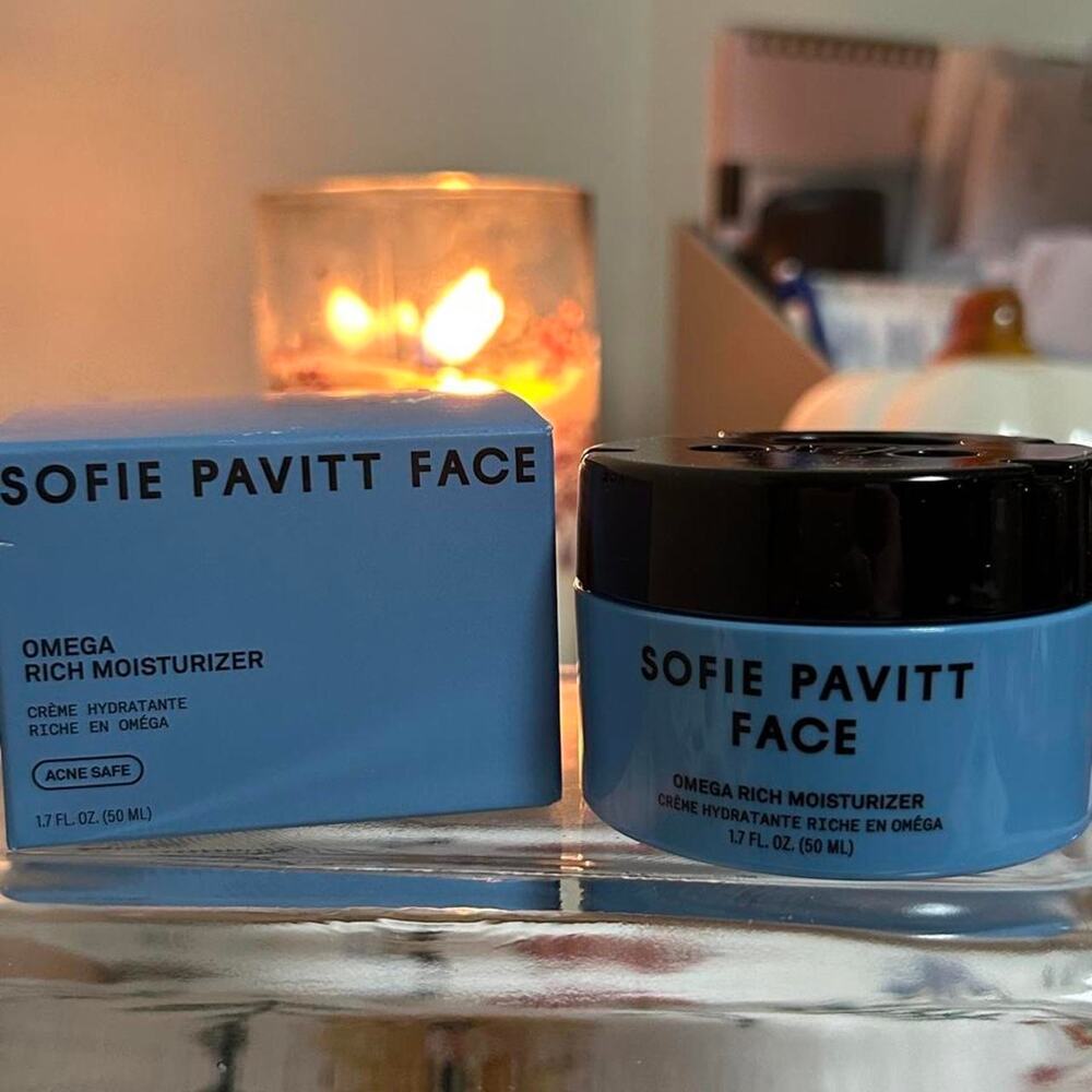 Sofie pavitt face omega rich